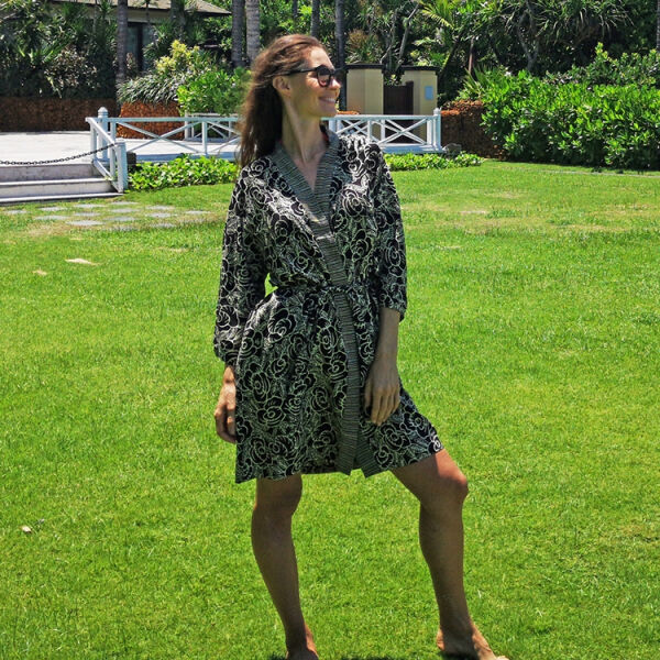 Kimono Batik Play the Game
