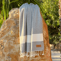 Hamamdoek
Peacock
Grey