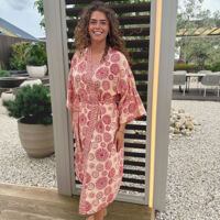 Badjas kimono long
Balyy Batik
Aztec Red