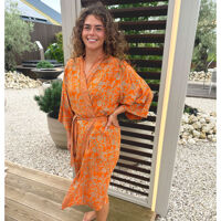 Badjas kimono long
Balyy batik
 Day of Sunshine