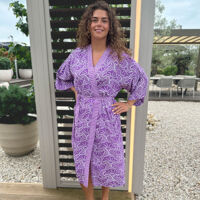 Badjas kimono long
Balyy batik
Best Friends