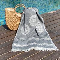 Hamamdoek
Bohemia
Black