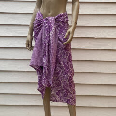 Pareo
Batik met Gesp
Best Friends